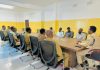 Taliyaha Saldhigga Booliska Kismaayo oo Guddoomiyey Kulanka Isbuuc-laha ah ee Isku Xirka Amniga iyo Bulshada