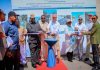Maamulka Dowladda Hoose Kismaayo iyo masuuliyiin ka socday safaaradaha iyo hay’adaha caalamiga ah,oo xarigga ka jaray biyo-mareen cusub oo qaada biyaha roobka