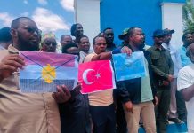 Residents of Doolow Protest Alleged Airstrike on Former Prison Commander’s Home